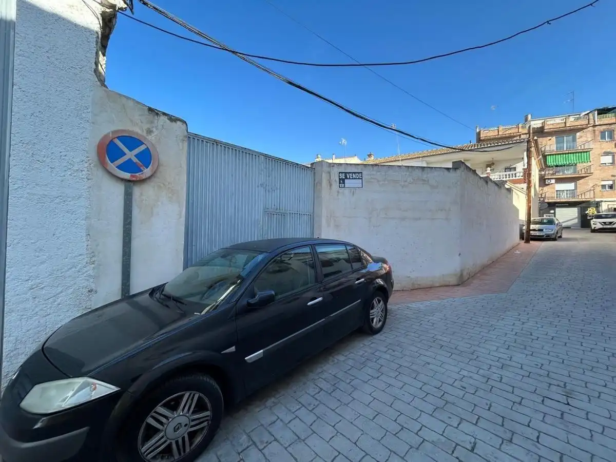 Aparcament de Residencial en venda en Atarfe