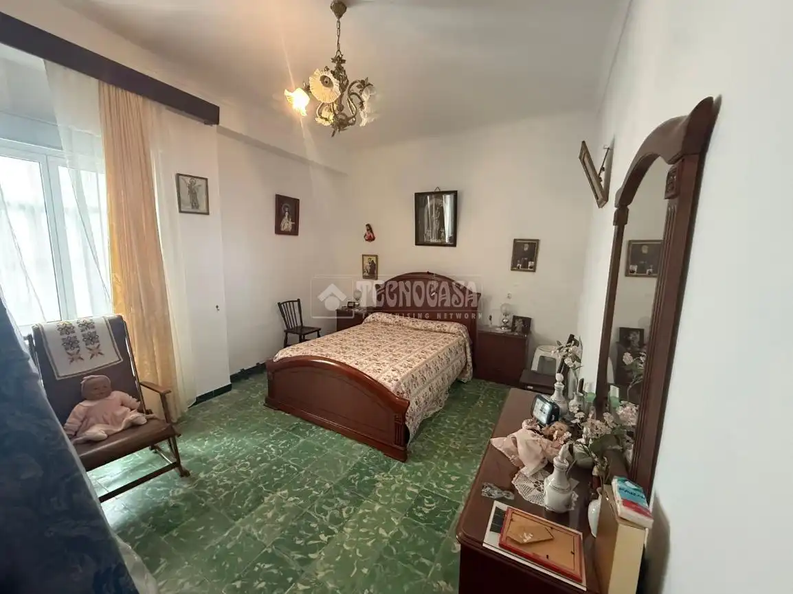 Habitación de Casa o chalet en venta en Arahal