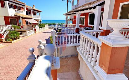 Exterior view of House or chalet for sale in Guardamar del Segura  with Air Conditioner, Heating and Terrace