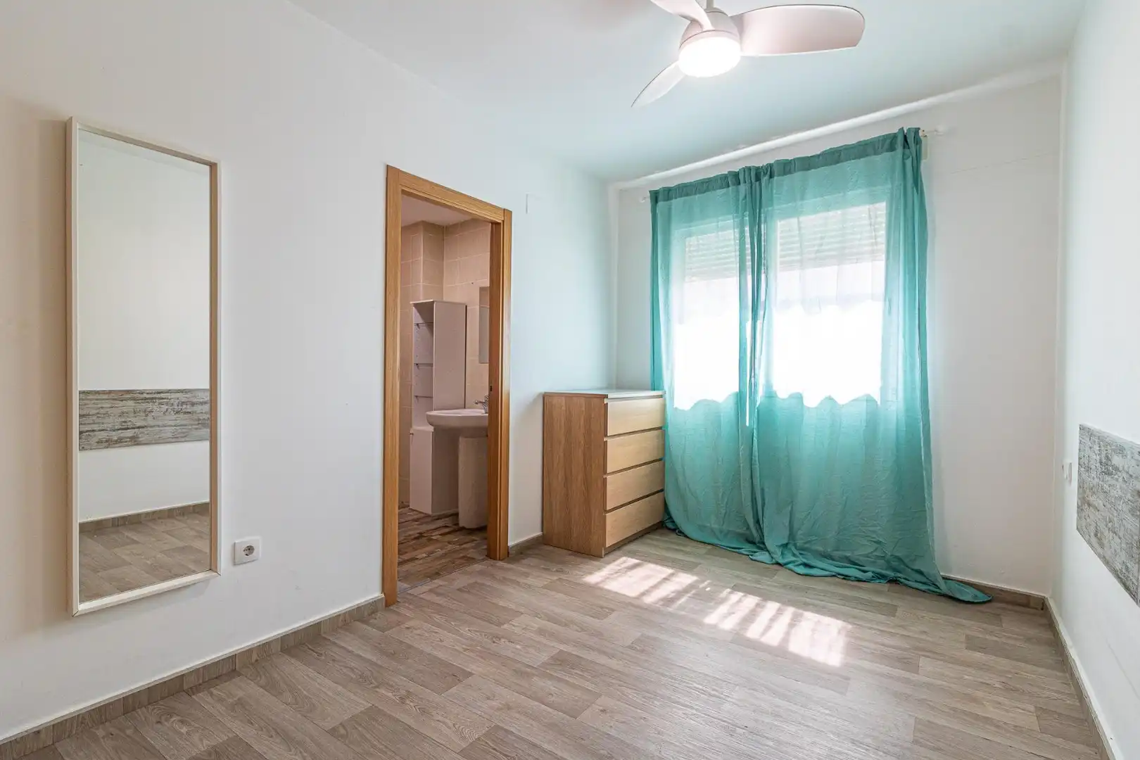 Habitación de Piso en venta en Carlet con Aire acondicionado, Calefacción y Parquet