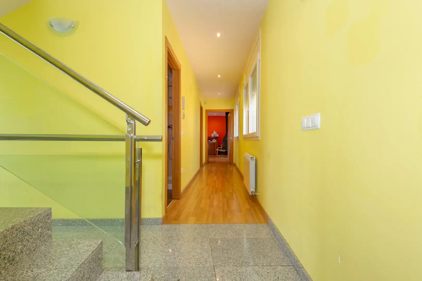 Houses for sale in Flaçà  with Air Conditioner and Heating