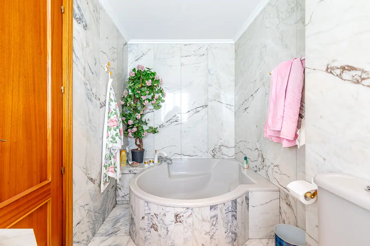 Baño de Dúplex en venta en Madrid con Calefacción y Terraza