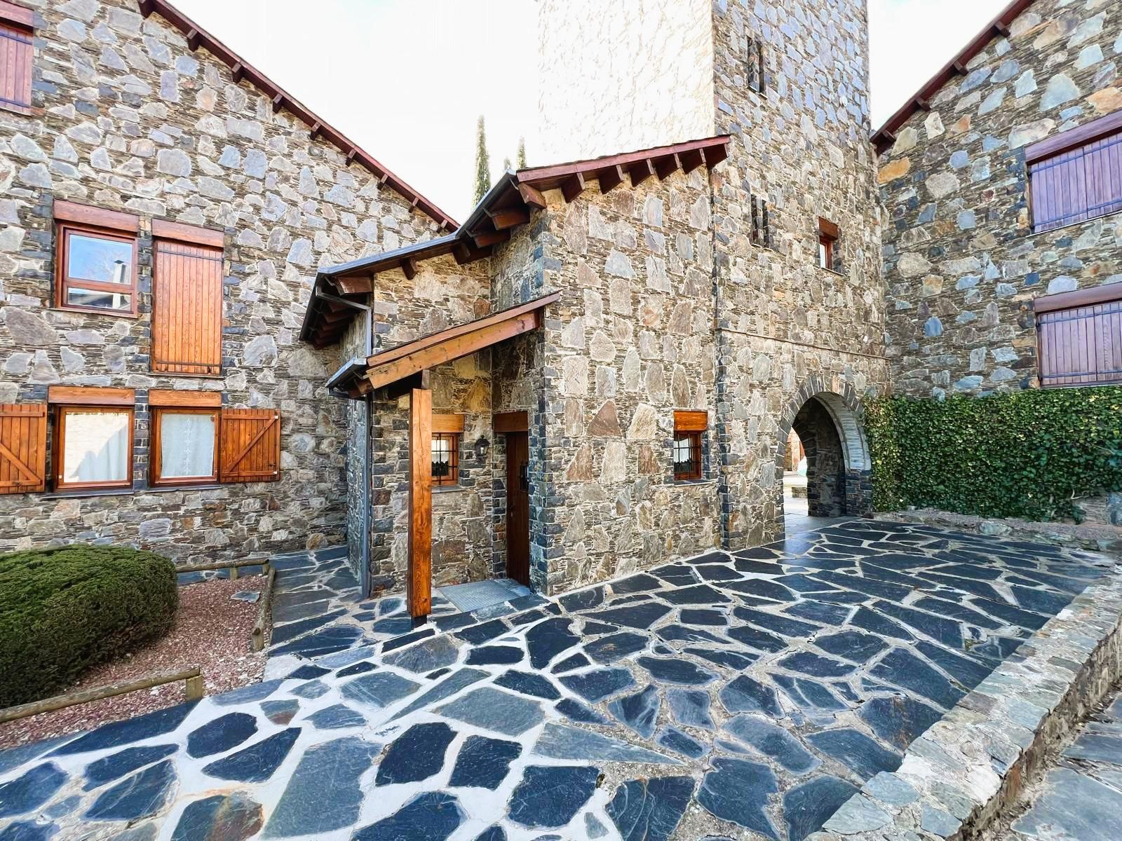 Exterior view of House or chalet for sale in Ger  with Heating, Private garden and Parquet flooring
