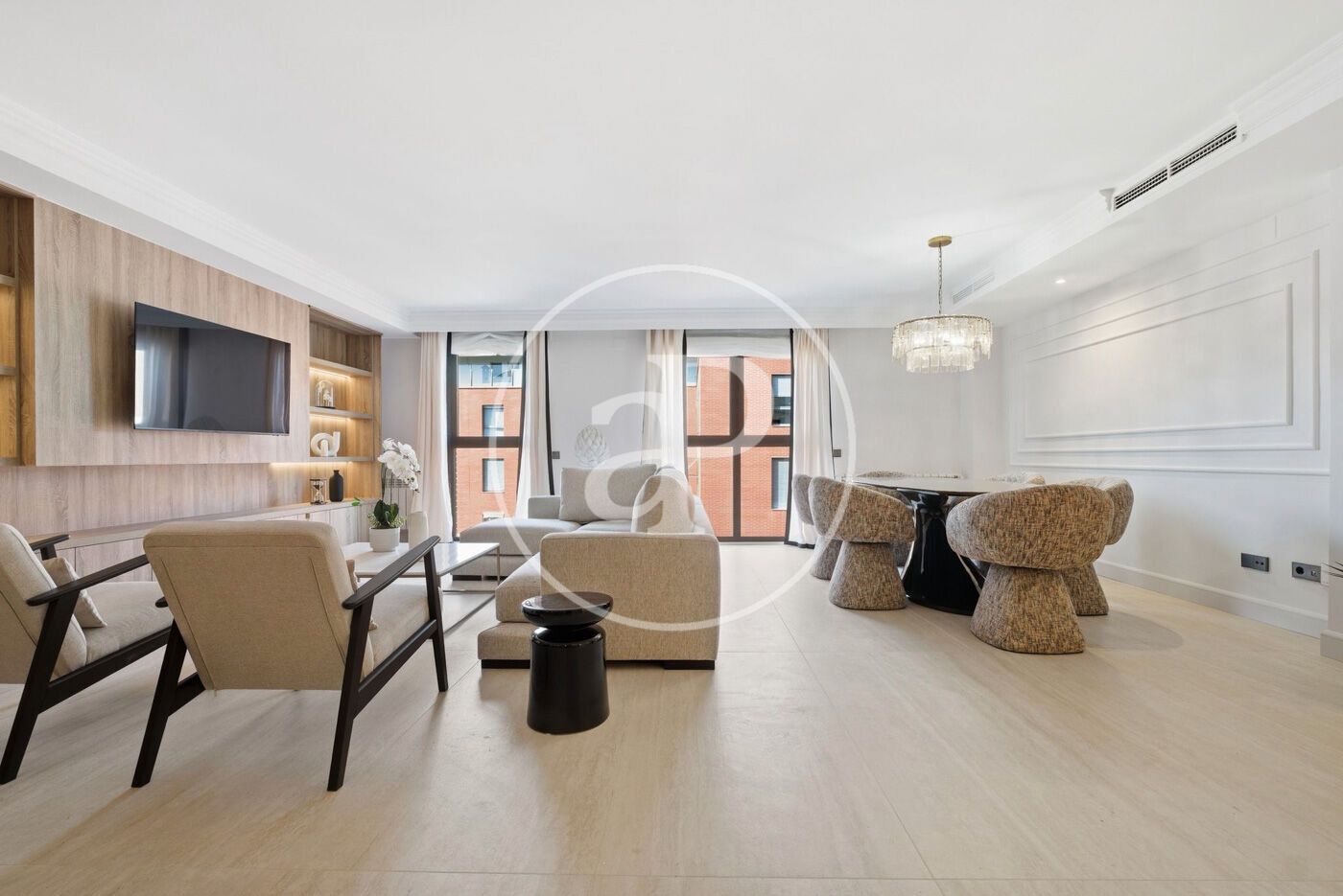 Living room of Flat to rent in  Madrid Capital  with Air Conditioner, Heating and Furnished