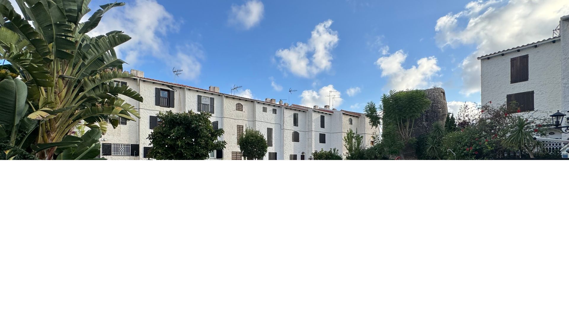 Vista exterior de Casa adosada en venta en Torredembarra con Aire acondicionado, Calefacción y Jardín privado