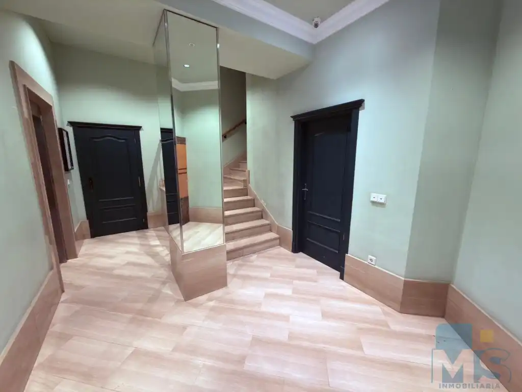 Piso en venta en Donostia - San Sebastián  con Balcón