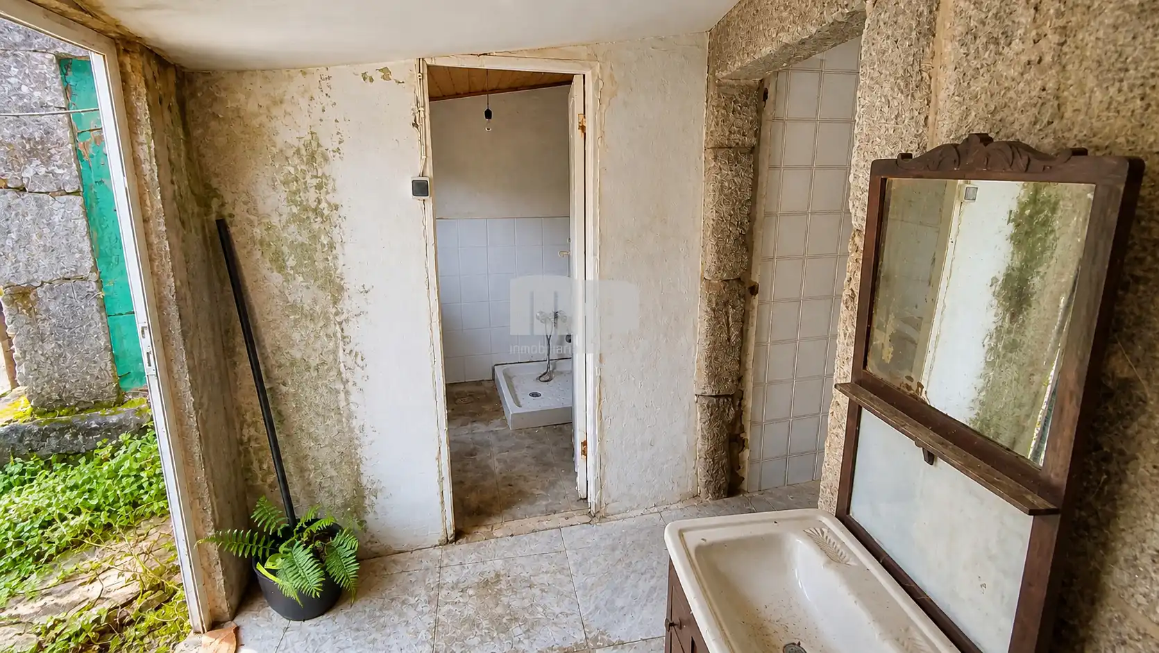Bathroom of Country homes for sale in Fornelos de Montes  with Private garden, Terrace and Storage room