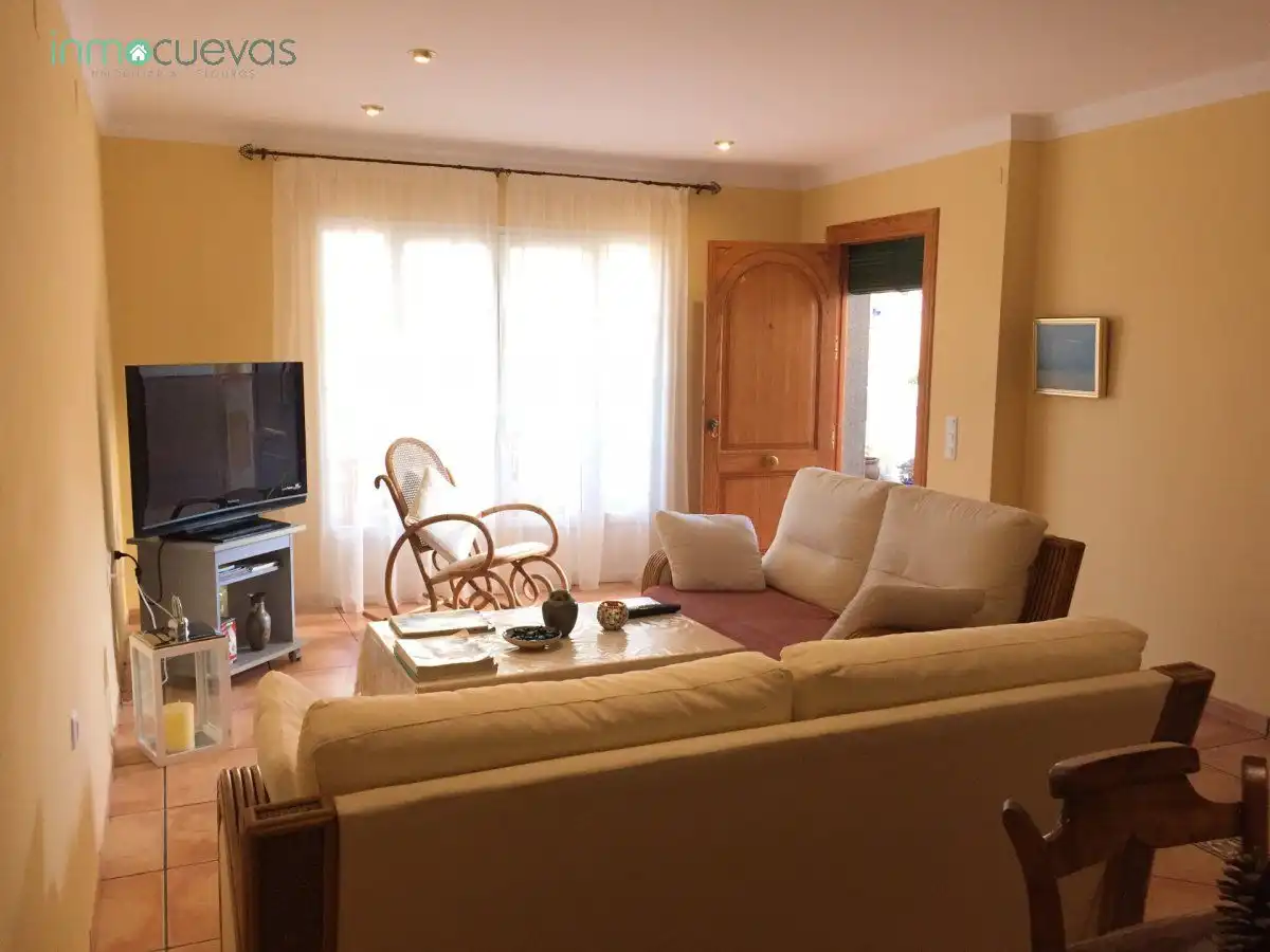 Sala de estar de Casa o chalet en venta en Cuevas del Almanzora con Terraza, Trastero y Amueblado