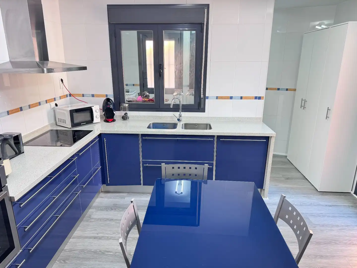 Cocina de Casa o chalet en venta en Roquetas de Mar con Aire acondicionado, Jardín privado y Terraza