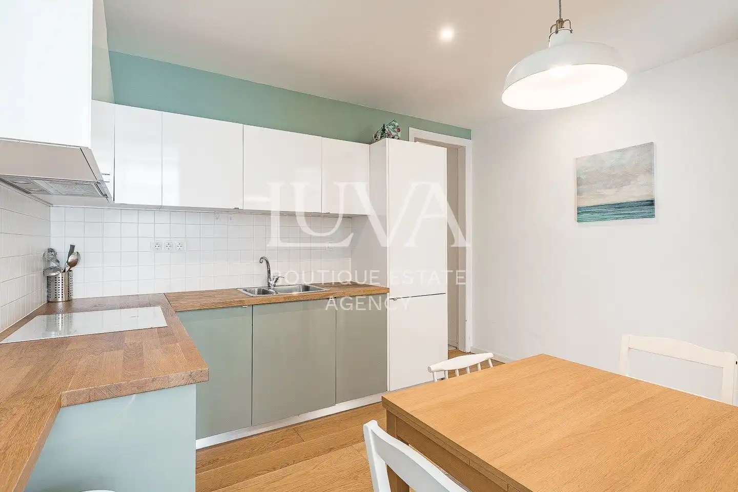 Cuina de Apartament en venda en Barcelona amb Aire condicionat i Calefacció
