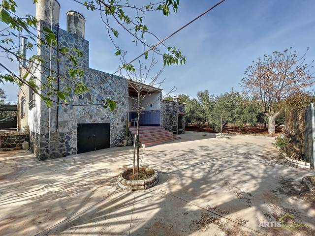 Casa-chalet en Venta en Carretera Co-6224 en Puente Genil