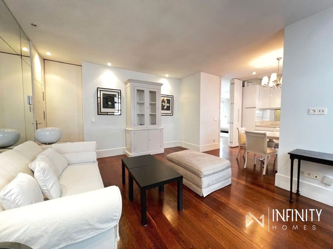 Living room of Attic for sale in Bilbao   with Air Conditioner and Heating