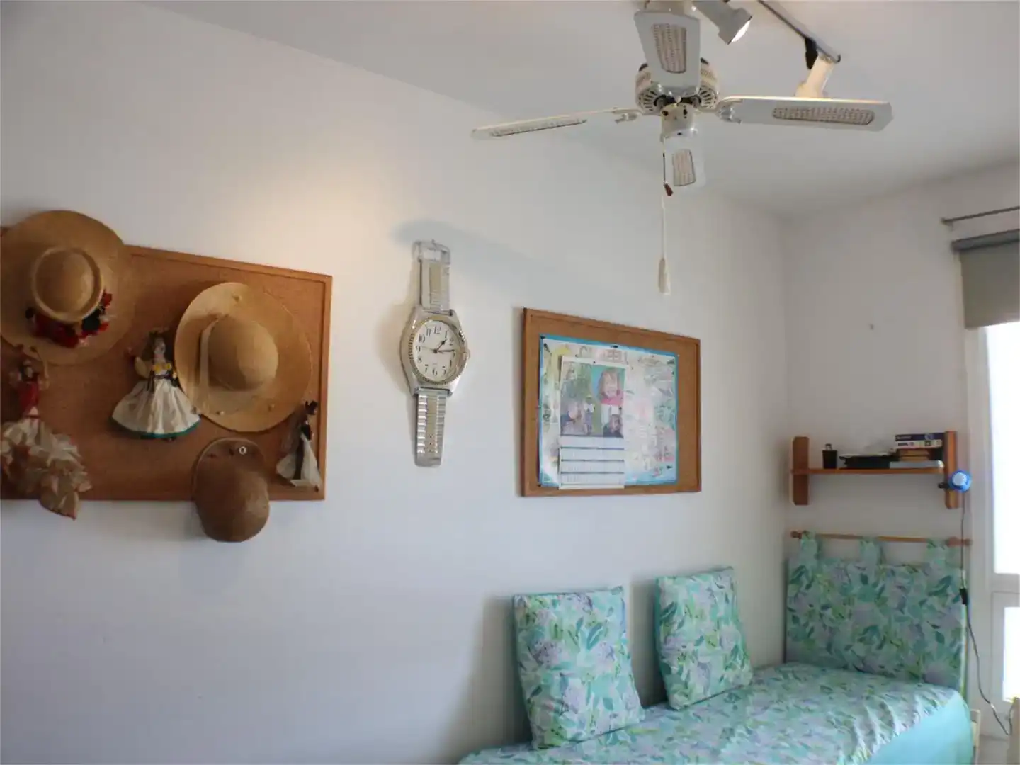 Living room of Flat for sale in El Vendrell  with Swimming Pool and Balcony
