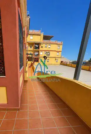 Exterior view of Flat for sale in Lepe  with Air Conditioner, Terrace and Storage room