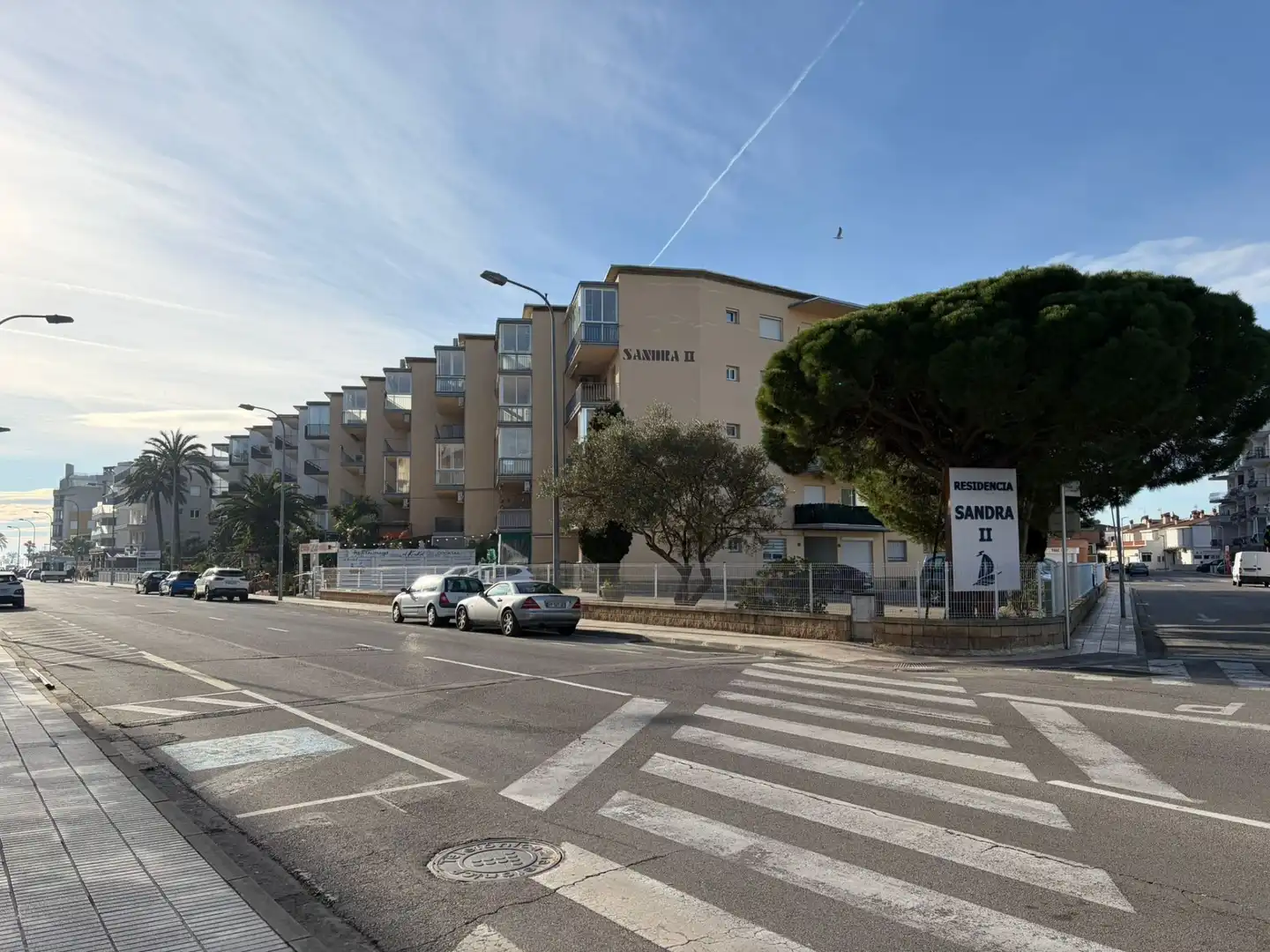 Exterior view of Apartments for sale in Roses  with Air Conditioner, Heating and Terrace