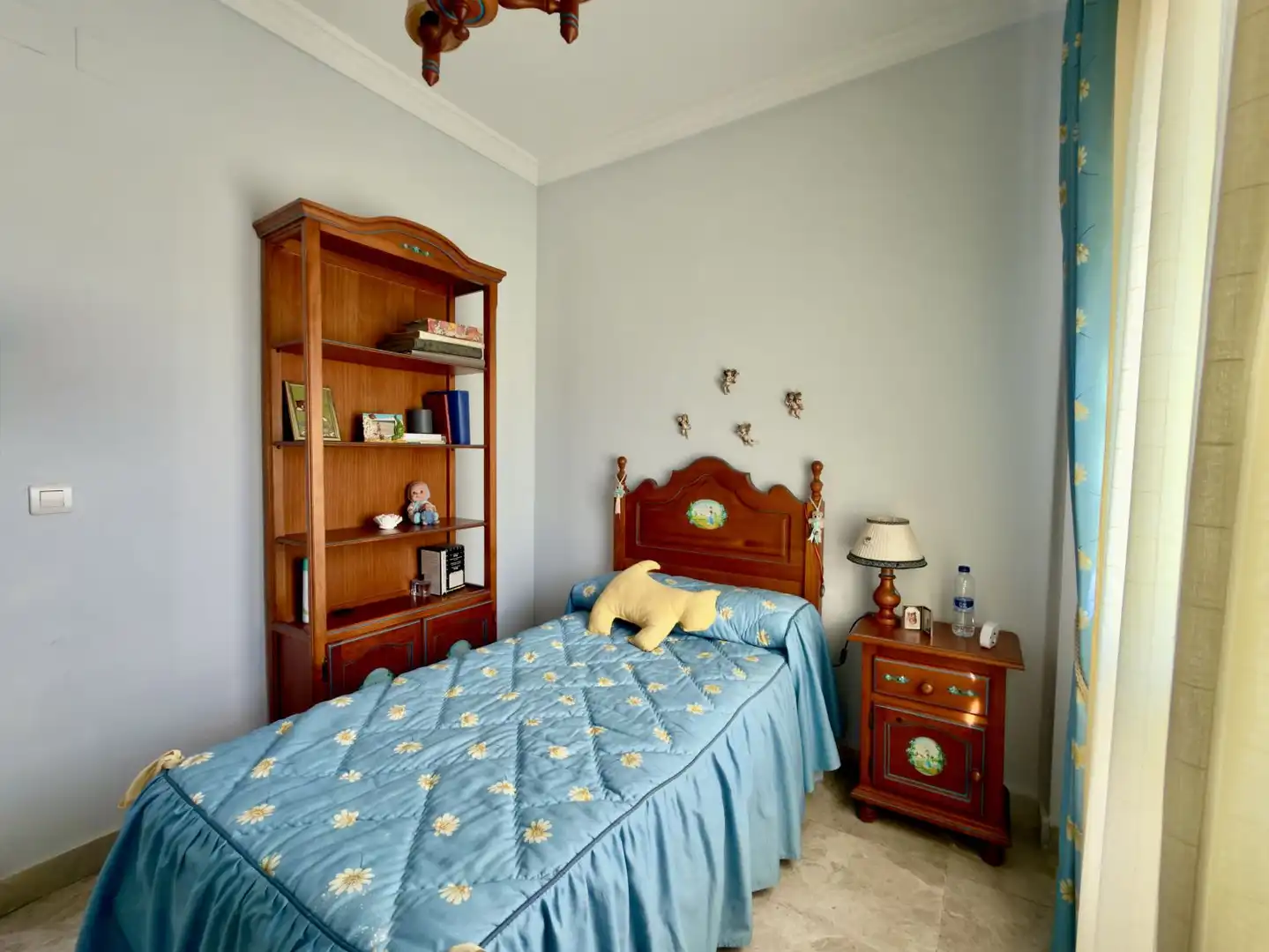 Dormitori de Casa o xalet en venda en Tomares amb Aire condicionat, Calefacció i Terrassa