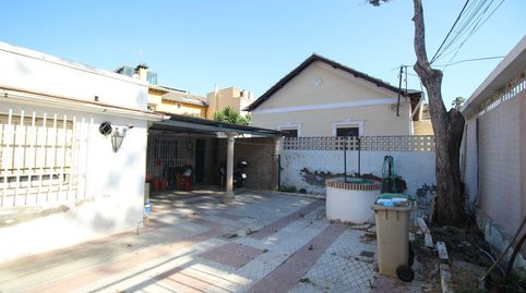 EXCLUSIVO CHALET EN PEDREGALEJO. MALAGA ESTE. A SOLO 200 METROS DE LA PLAYA.
