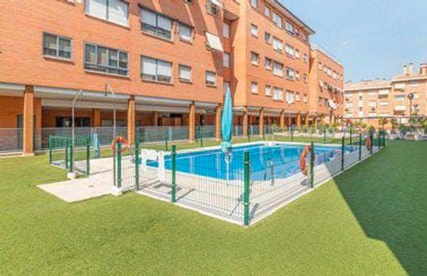 Swimming pool of Flat for sale in Alcobendas  with Air Conditioner, Heating and Storage room
