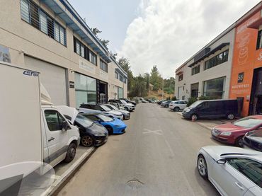 Local comercial en venta en Nueva Andalucía