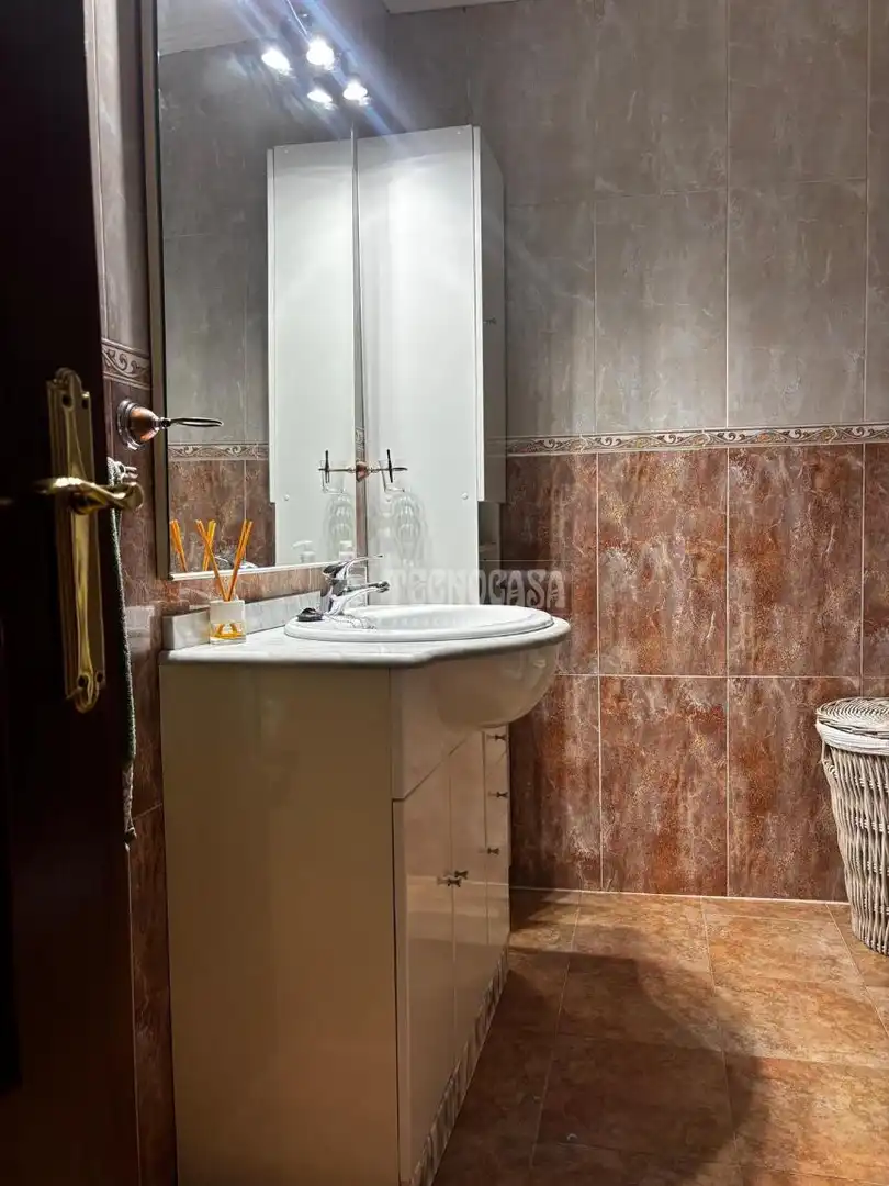 Bathroom of Houses for sale in Sevilla  with Air Conditioner