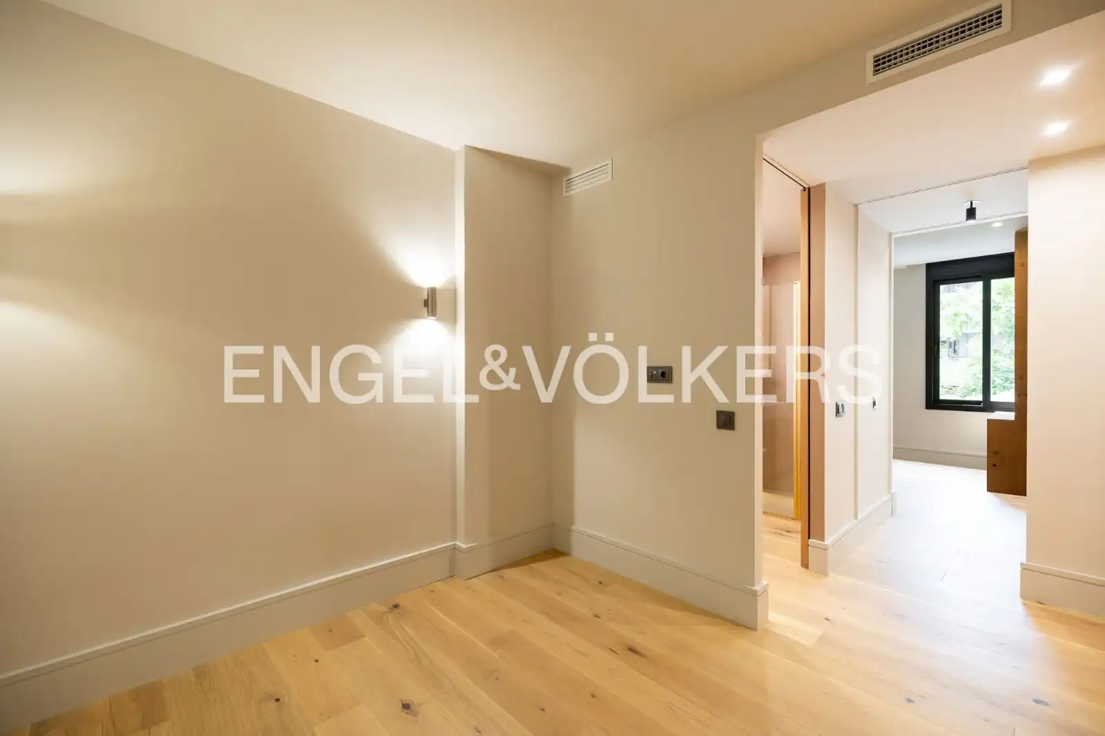 Piso en venta en Barcelona con Aire acondicionado, Calefacción y Parquet