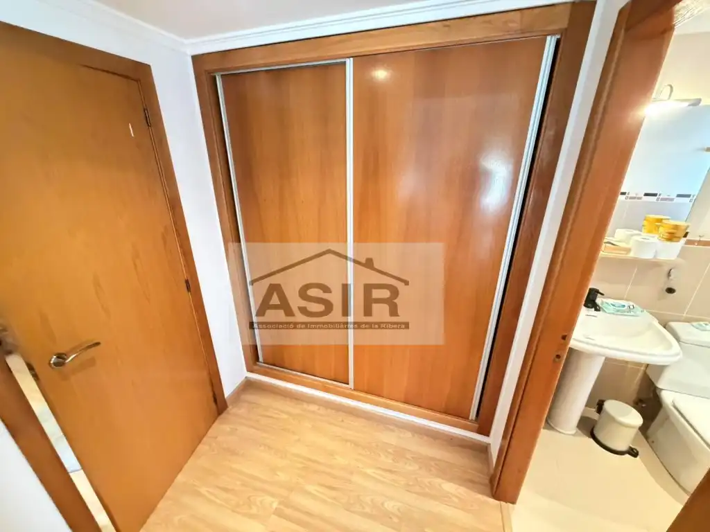 Habitación de Casa o chalet en venta en Alzira