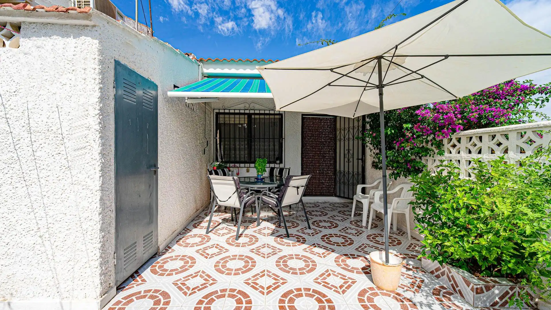 Terraza de Casa o chalet en venta en Torrevieja con Jardín privado, Terraza y Trastero