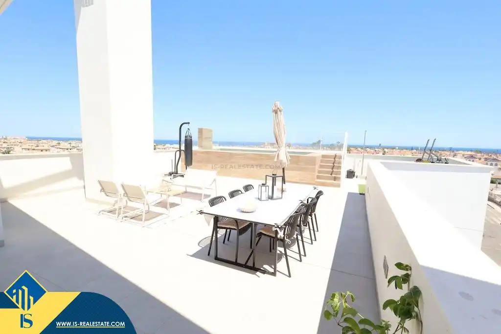 Terrassa de Àtic de lloguer en Orihuela amb Terrassa, Piscina i Moblat