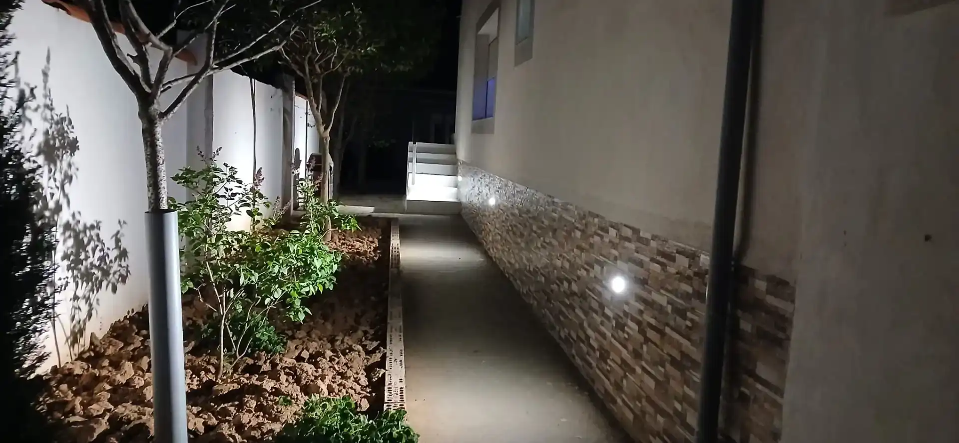 Vista exterior de Casa o xalet en venda en Mejorada del Campo amb Piscina i Balcó