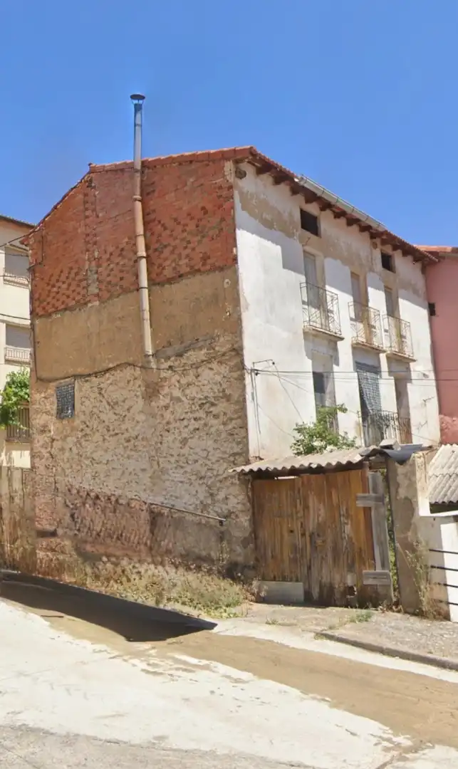 Vista exterior de Casa o xalet en venda en Calomarde