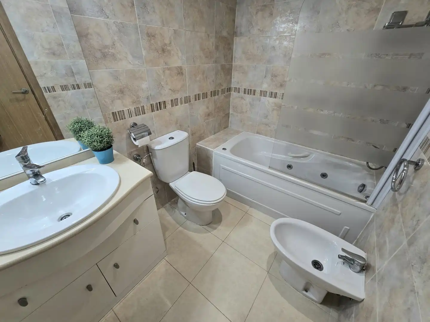 Apartament amb terrassa en venda a AMPLARIES 37, imagen 29