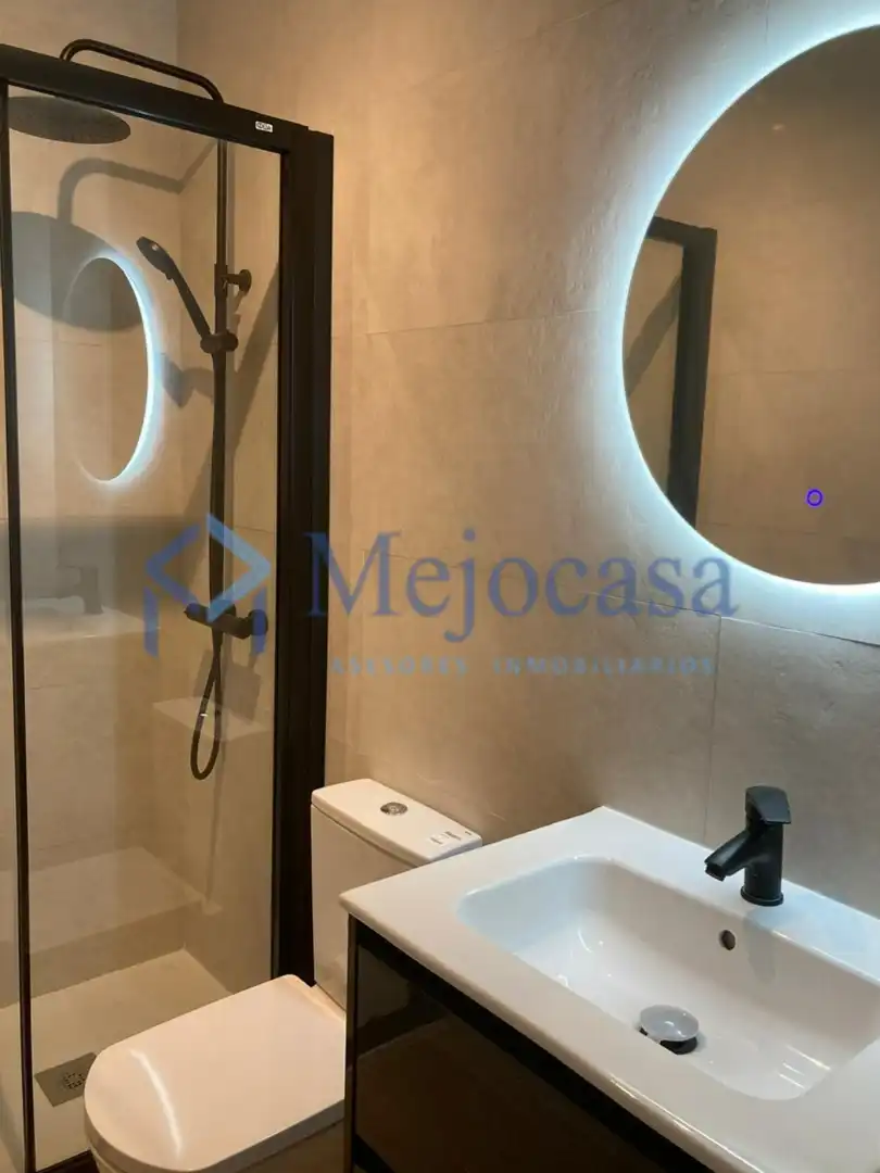 Baño de Piso en venta en Madrid con Aire acondicionado y Calefacción