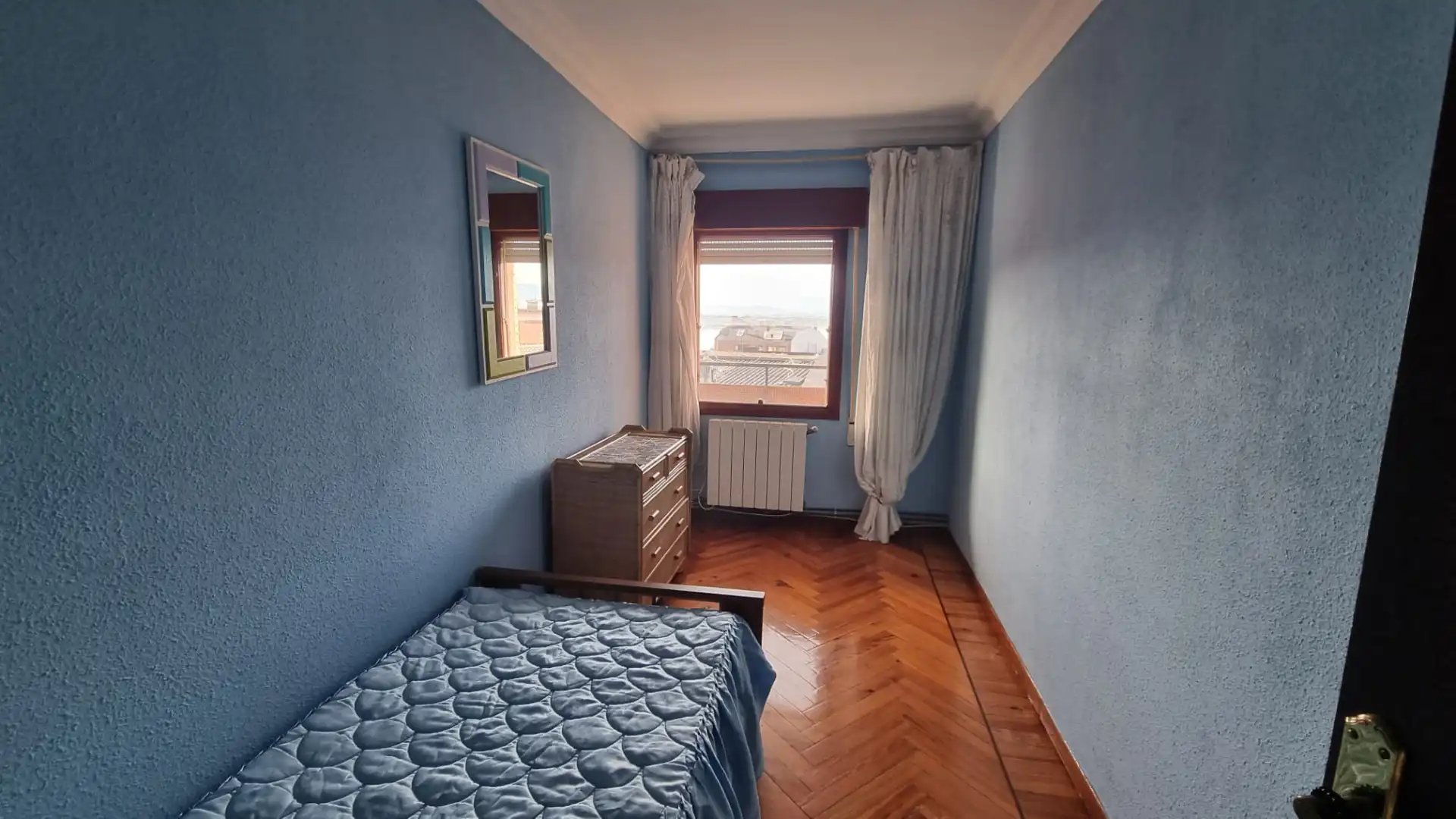 Habitación de Piso en venta en Santander con Calefacción, Terraza y Trastero