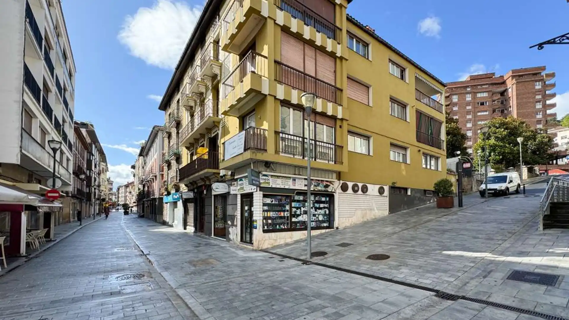 Vista exterior de Local en venta en Beasain