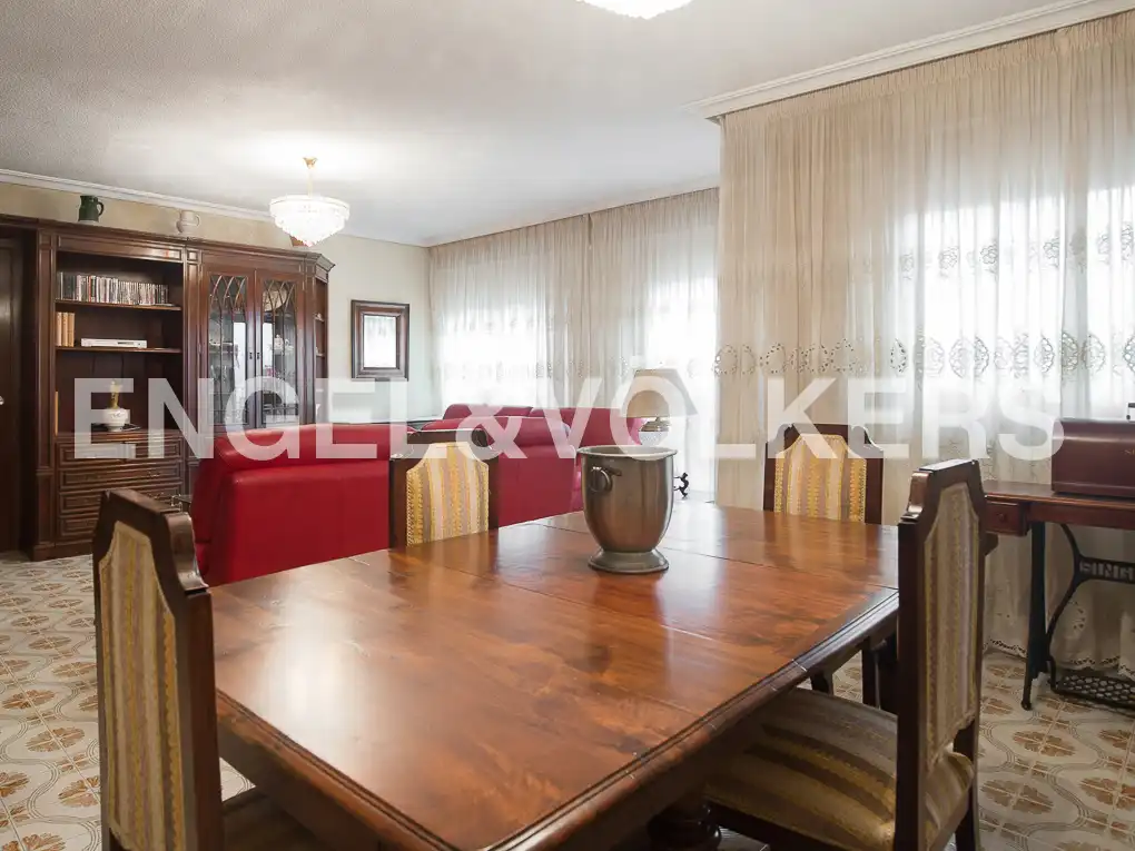 Menjador de Apartament en venda en Vila-real amb Calefacció i Balcó