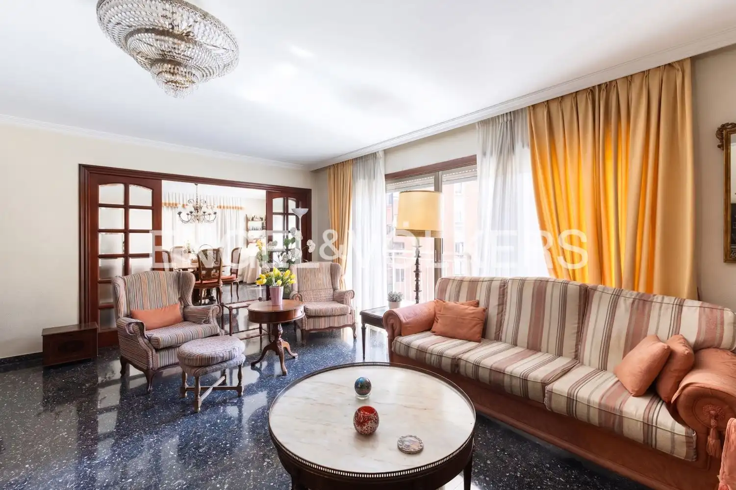 Living room of Flat for sale in Valencia  with Air Conditioner, Heating and Balcony