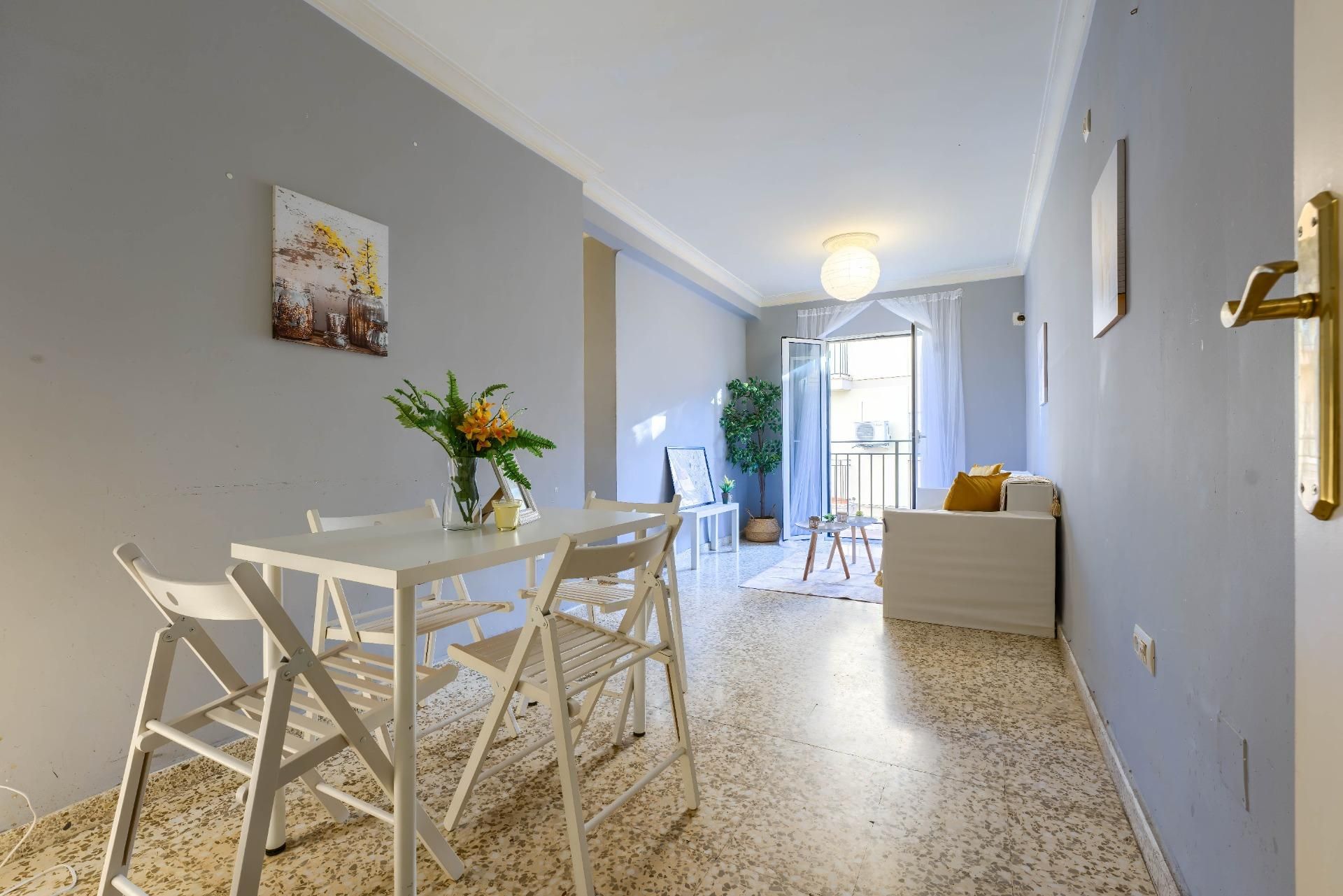 Bedroom of Flat for sale in Gelves  with Balcony