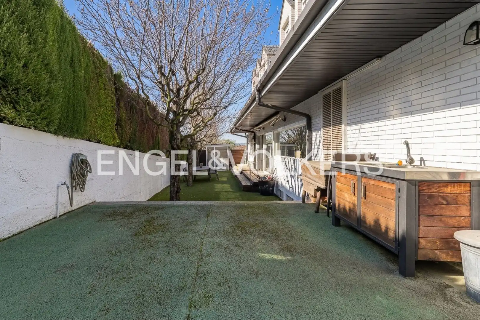 Vista exterior de Casa o chalet en venta en Canovelles con Aire acondicionado, Calefacción y Jardín privado