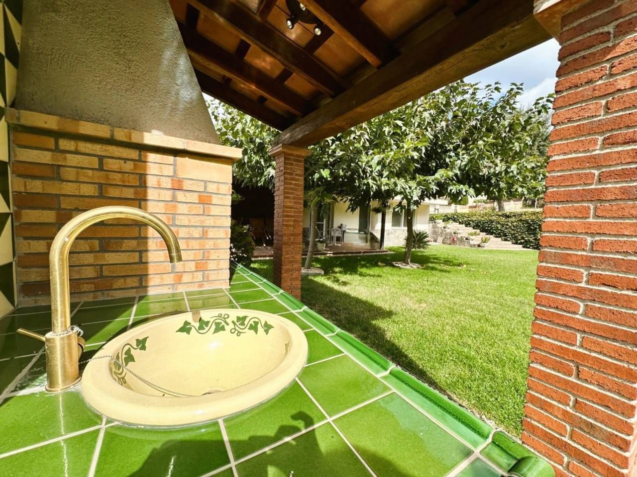 Jardí de Casa o xalet en venda en Caldes de Malavella amb Aire condicionat, Calefacció i Jardí privat
