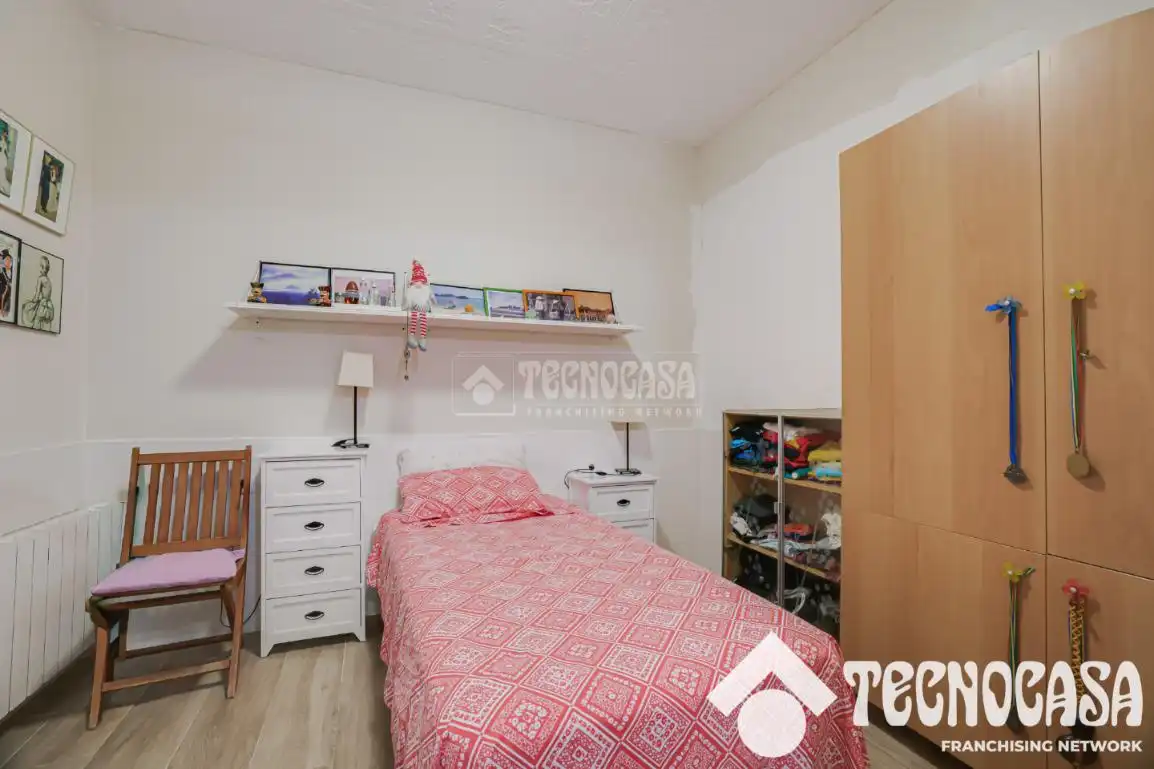 Habitación de Casa adosada en venta en Viladecans con Aire acondicionado, Calefacción y Terraza