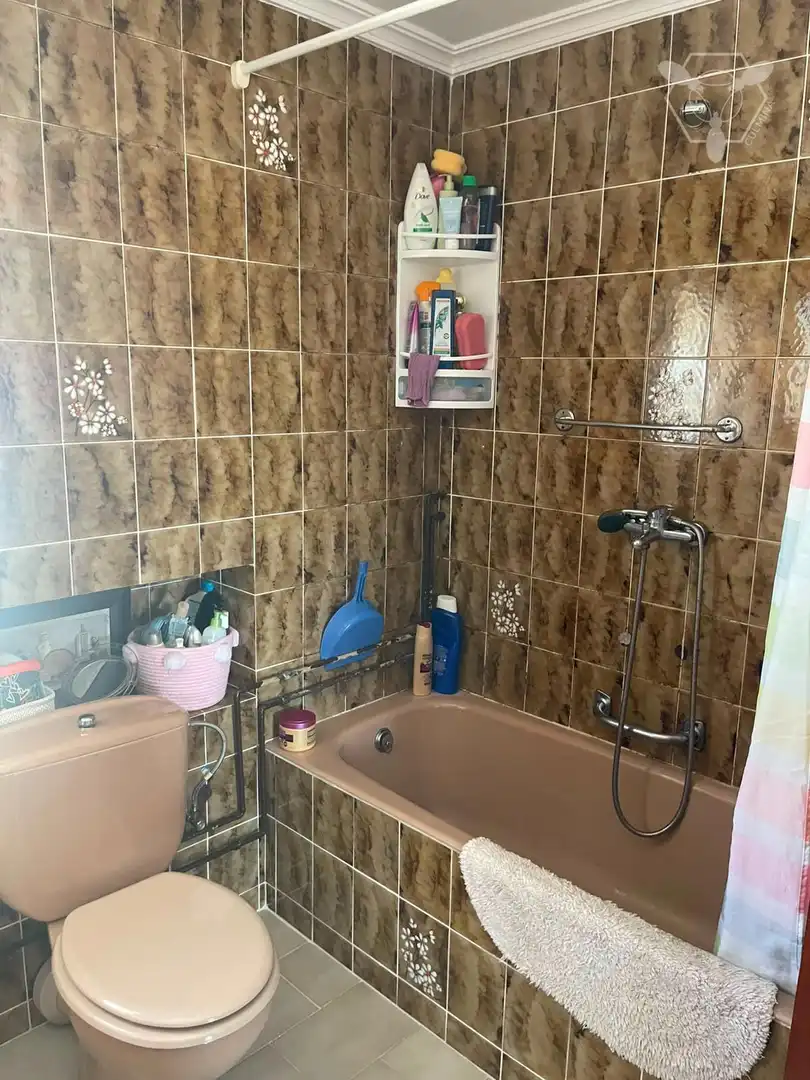 Bany de Pis en venda en Huelva amb Moblat