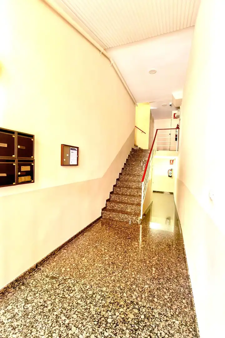 Piso en venta en Zaragoza con Calefacción, Terraza y Amueblado