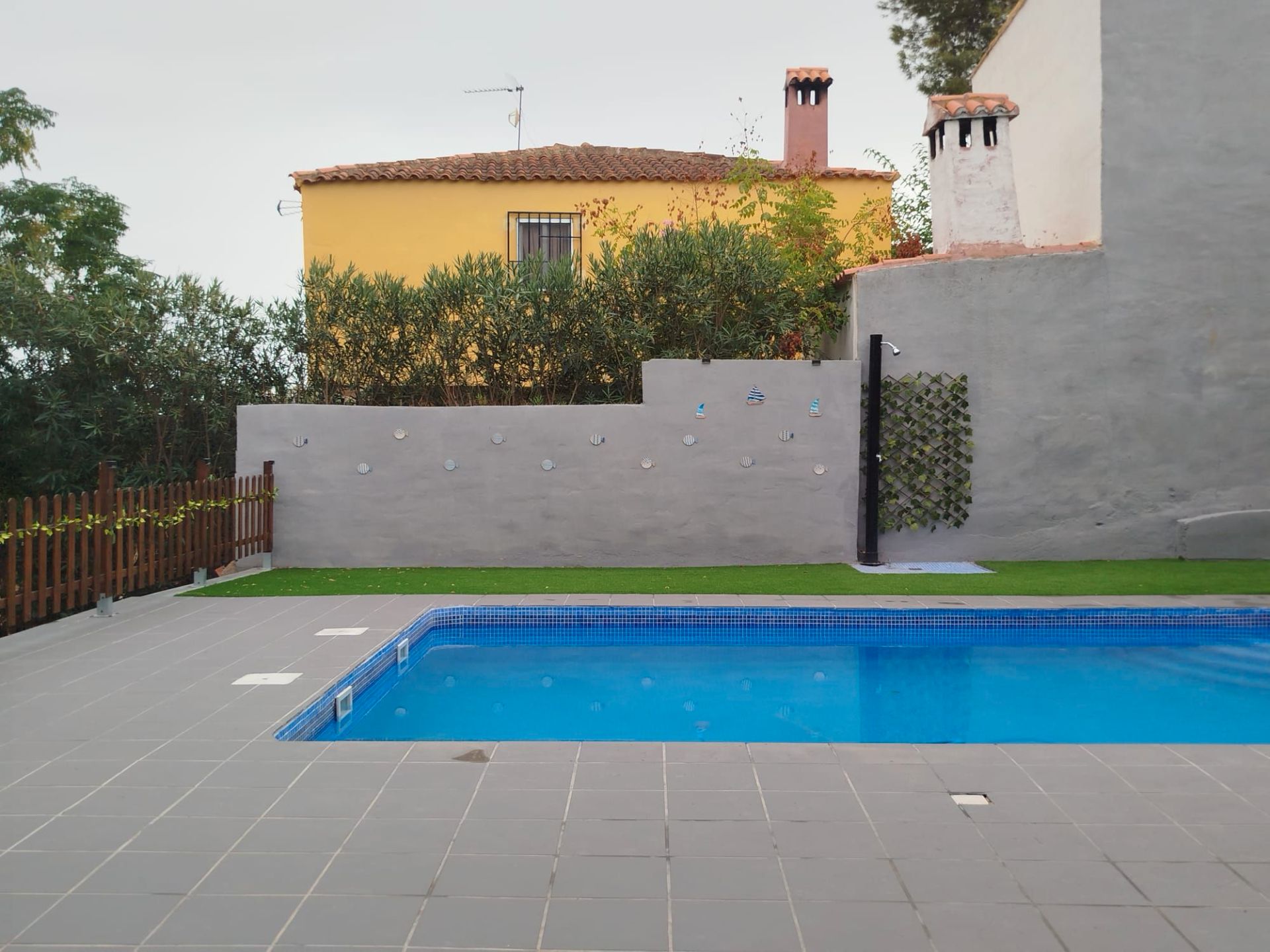 Piscina de Casa o chalet en venta en Montroy con Aire acondicionado, Calefacción y Jardín privado