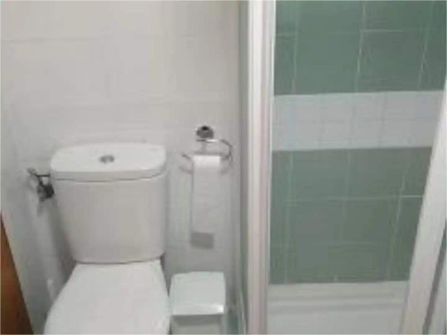 Badezimmer von Wohnung zur Miete in  Sevilla Capital mit Klimaanlage und Balkon