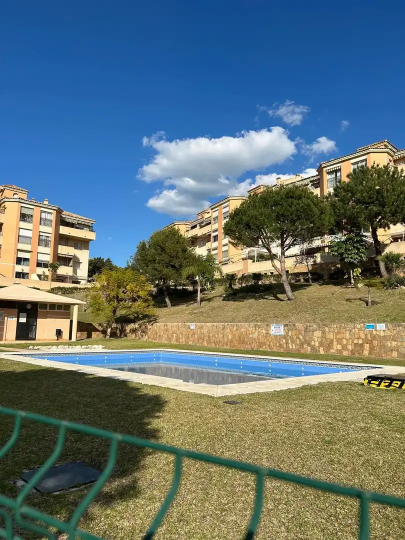 Piscina de Pis de lloguer en Málaga amb Aire condicionat, Terrassa i Piscina comunitària