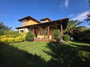 Detached house with garden for sale in Póo