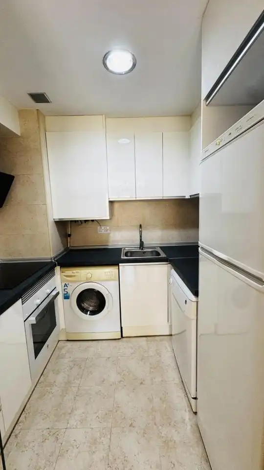 Küche von Wohnung zum Verkauf in Zaragoza mit Klimaanlage, Heizung und Parkett