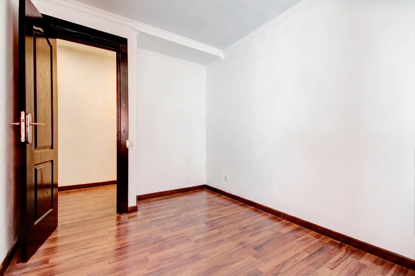 Habitación de Piso en venta en Vallirana con Trastero y Horno
