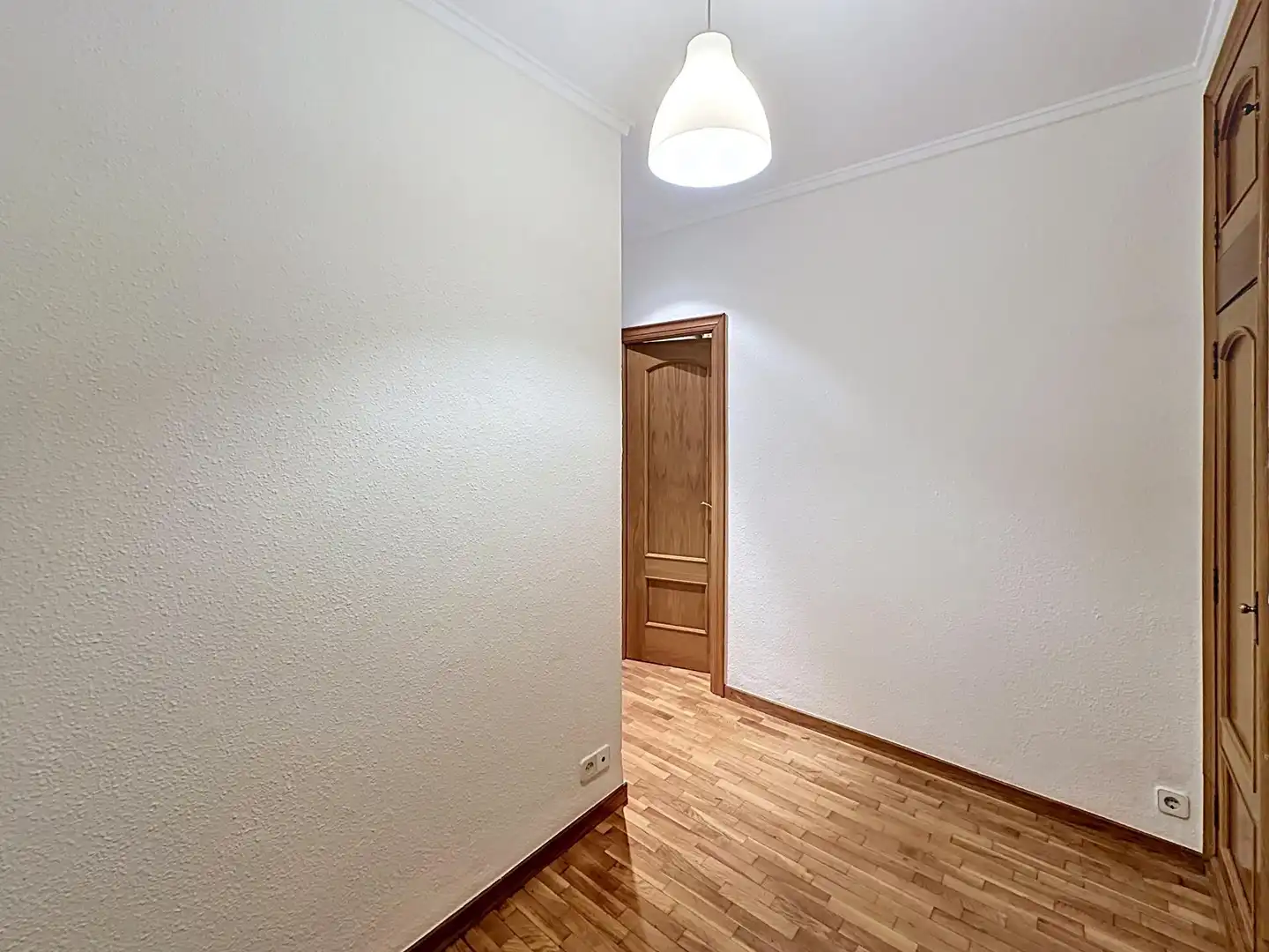 Flat for rent in Valencia  with Heating and Balcony