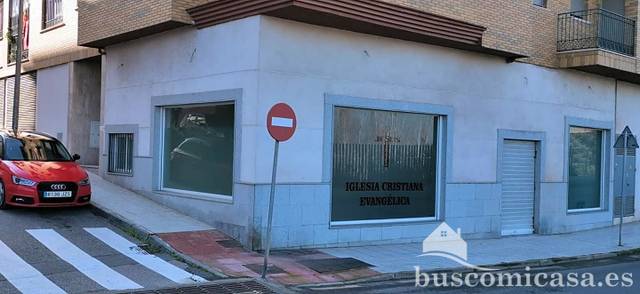 Local comercial en Alquiler en Áurea Galindo en La Zarzuela - San José - Belén